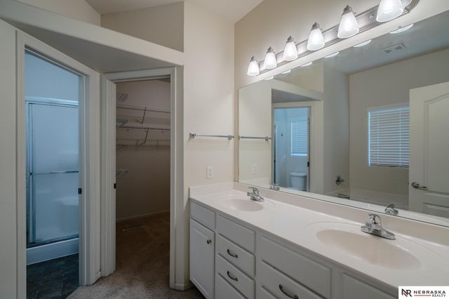 13707 S 14th Street, Bellevue, NE 68123