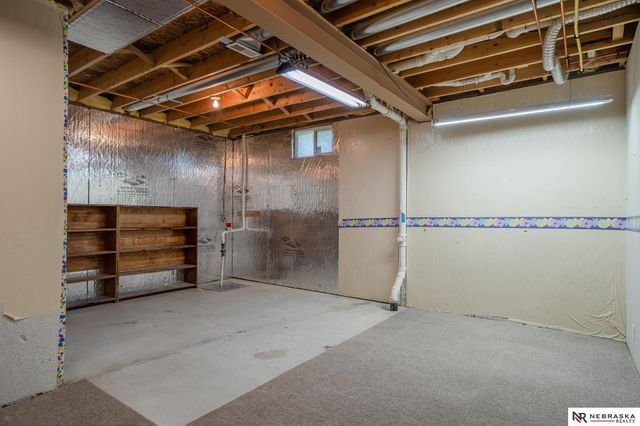 13707 S 14th Street, Bellevue, NE 68123