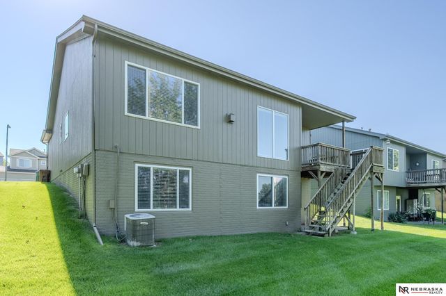 13707 S 14th Street, Bellevue, NE 68123