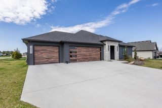 1021 SPYGLASS CT, Columbia, MO 65201