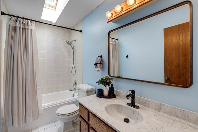 1117 Wishing Well Lane, Naperville, IL 60564