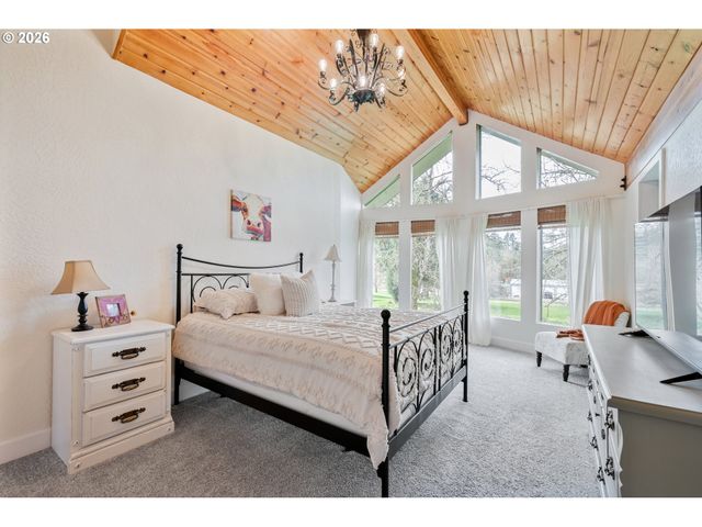 1239 ROSE VALLEY Rd, Kelso, WA 98626