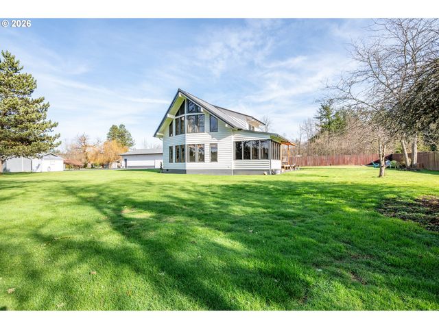 1239 ROSE VALLEY Rd, Kelso, WA 98626