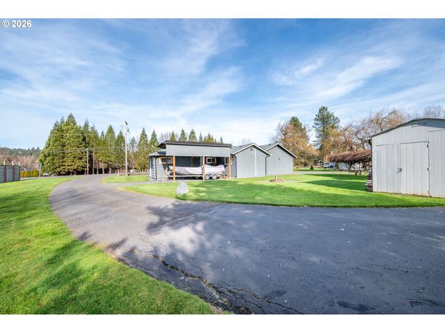 1239 ROSE VALLEY Rd, Kelso, WA 98626
