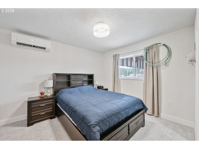 1239 ROSE VALLEY Rd, Kelso, WA 98626