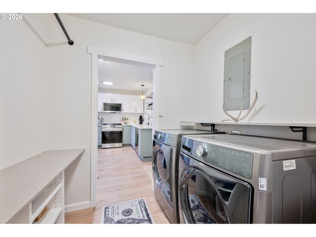 1239 ROSE VALLEY Rd, Kelso, WA 98626