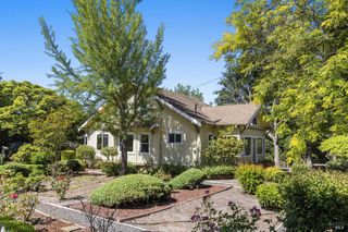 2705 Roblar Rd, Petaluma, CA 94952
