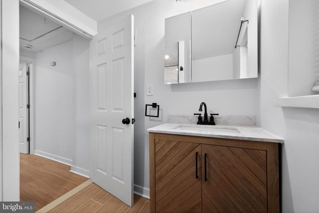 3055 KEARSARGE RD, Camden, NJ 08104