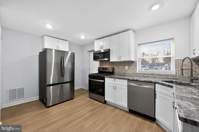 3055 KEARSARGE RD, Camden, NJ 08104