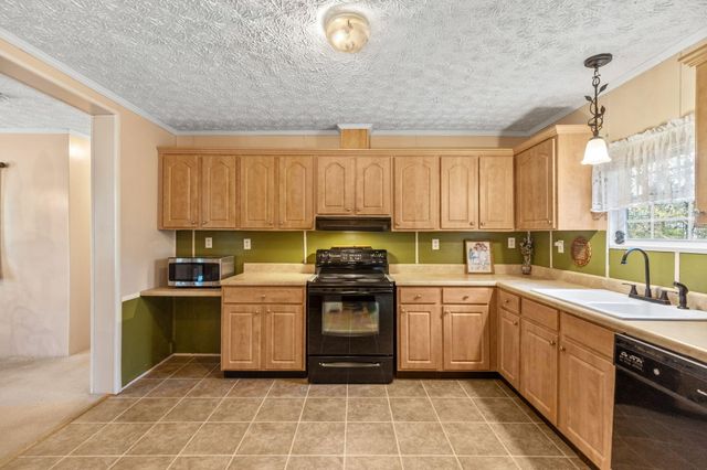 200 Coyote Trail, Dunlap, TN 37327