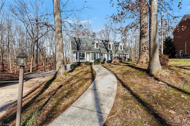 731 Barrington Park Circle, Kernersville, NC 27284