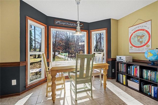 731 Barrington Park Circle, Kernersville, NC 27284