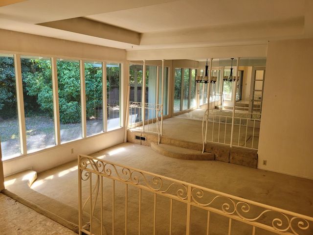 4247 Mapel Ln, Carmichael, CA 95608