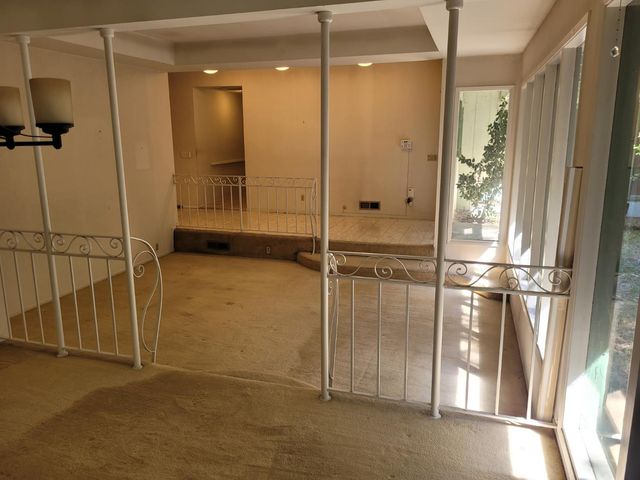 4247 Mapel Ln, Carmichael, CA 95608