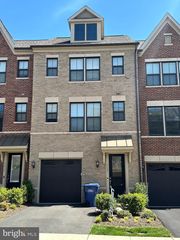 3697 AMBROSE HILLS RD, Falls Church, VA 22041