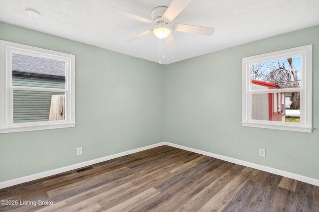 213 Odell Ct, Taylorsville, KY 40071