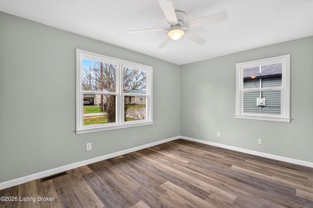 213 Odell Ct, Taylorsville, KY 40071