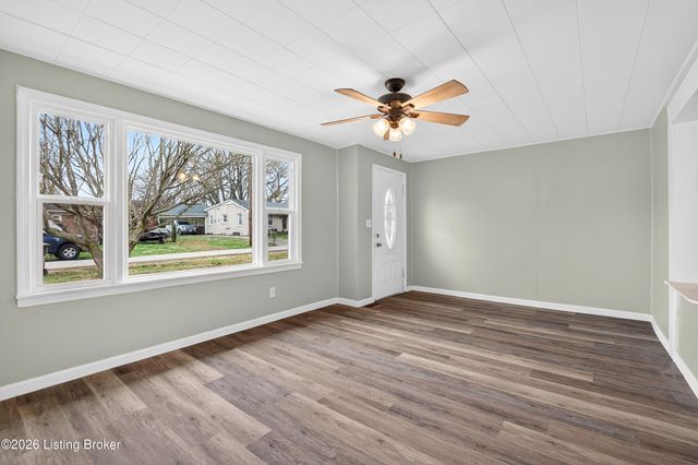 213 Odell Ct, Taylorsville, KY 40071