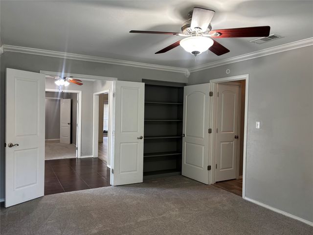 5008 Edgewater Drive, Rowlett, TX 75088