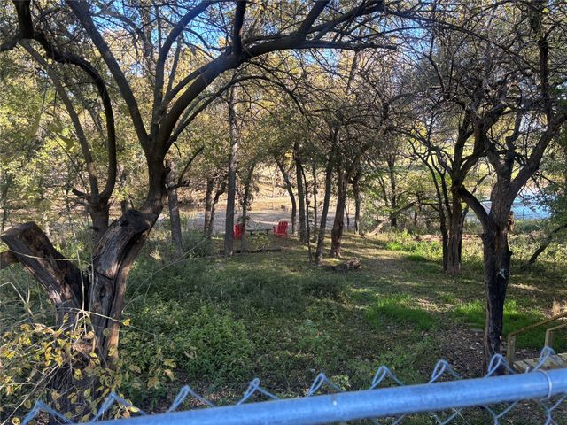 5008 Edgewater Drive, Rowlett, TX 75088