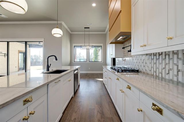 6370 Buena Vista Court, Piedmont, OK 73078