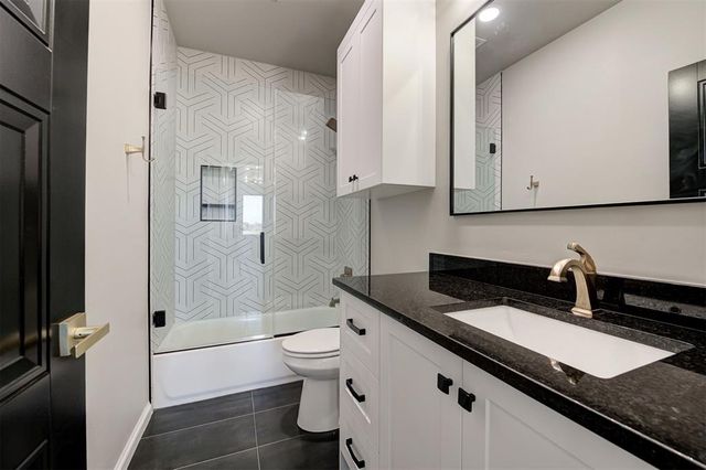 6370 Buena Vista Court, Piedmont, OK 73078