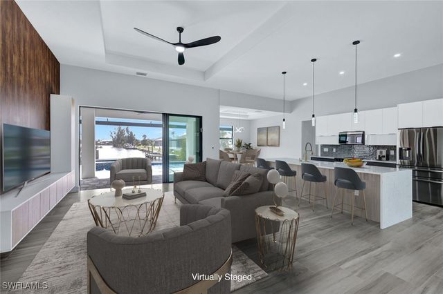 3304 Kismet PKY W, Cape Coral, FL 33993