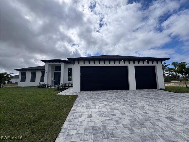 3304 Kismet PKY W, Cape Coral, FL 33993