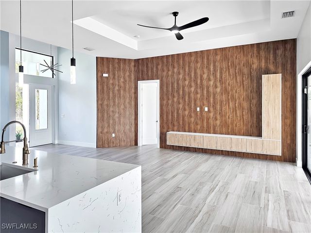 3304 Kismet PKY W, Cape Coral, FL 33993