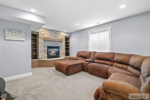 2258 E Hailey Avenue, Idaho Falls, ID 83401