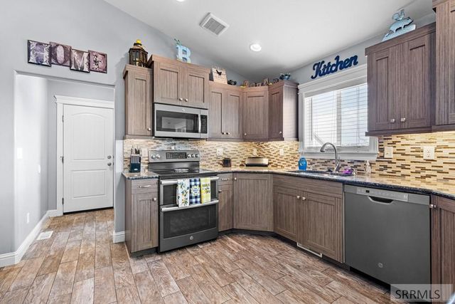 2258 E Hailey Avenue, Idaho Falls, ID 83401