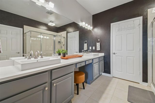 2013 SANTA CATALINA LANE, Riverview, FL 33578