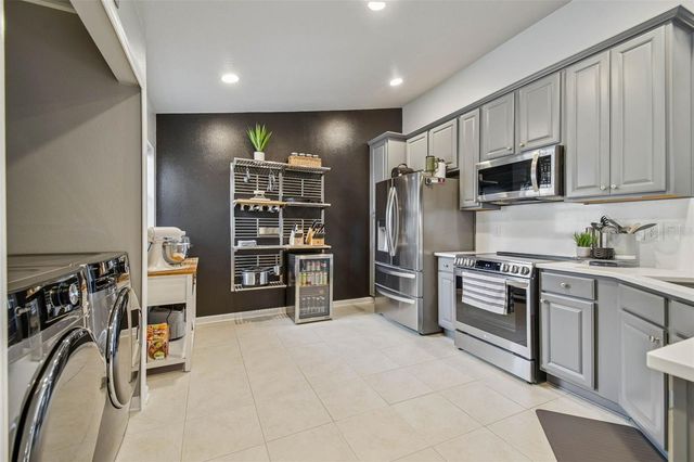 2013 SANTA CATALINA LANE, Riverview, FL 33578