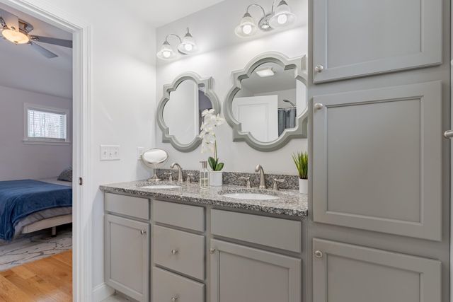 113 Crawley Falls Rd Unit 3, Brentwood, NH 03833