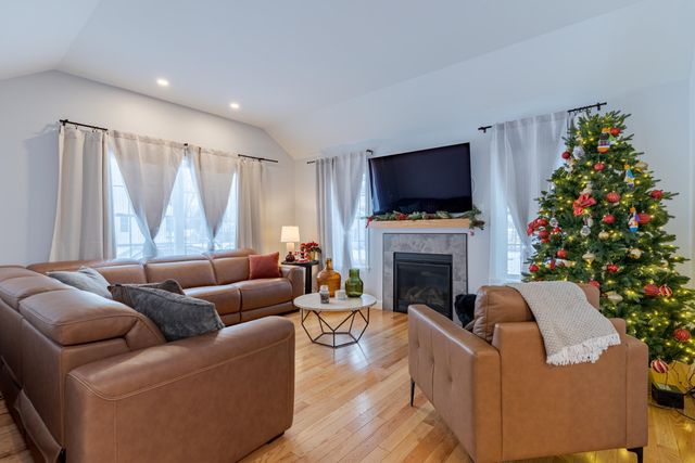 113 Crawley Falls Rd Unit 3, Brentwood, NH 03833