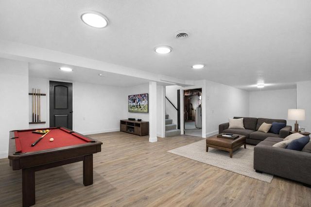 1001 E Doty PLACE, Milwaukee, WI 53207