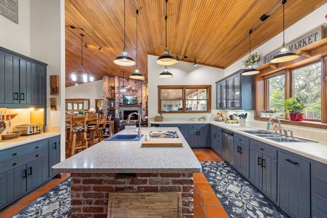 257 Encino Loop, Kerrville, TX 78028