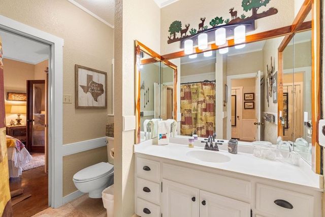 257 Encino Loop, Kerrville, TX 78028