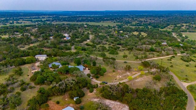 257 Encino Loop, Kerrville, TX 78028