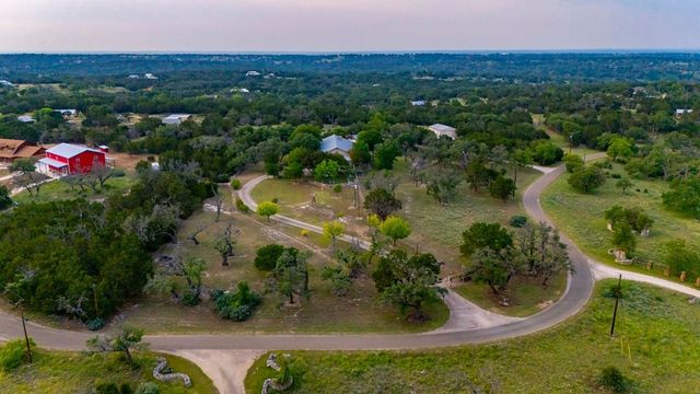 257 Encino Loop, Kerrville, TX 78028