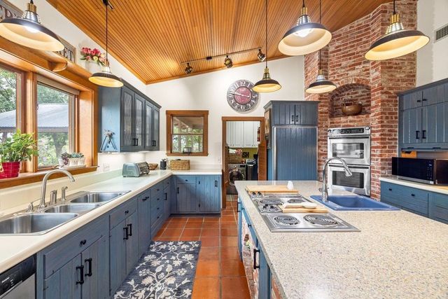 257 Encino Loop, Kerrville, TX 78028