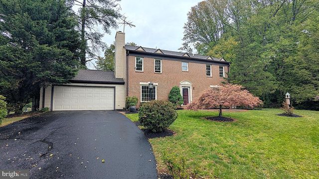 1835 BATTEN HOLLOW RD, Vienna, VA 22182