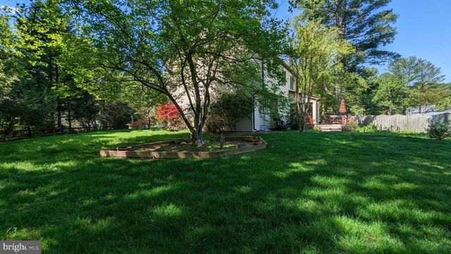 1835 BATTEN HOLLOW RD, Vienna, VA 22182