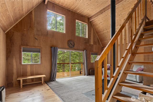 4771 Kachess Lake Road, Easton, WA 98925