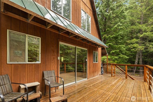 4771 Kachess Lake Road, Easton, WA 98925