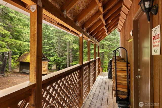 4771 Kachess Lake Road, Easton, WA 98925