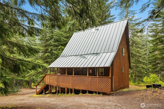 4771 Kachess Lake Road, Easton, WA 98925