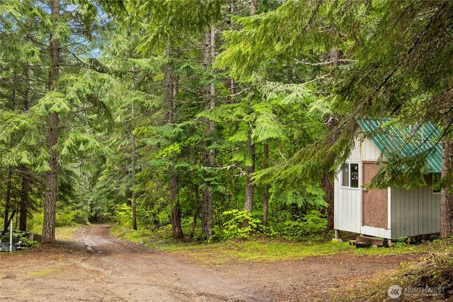 4771 Kachess Lake Road, Easton, WA 98925