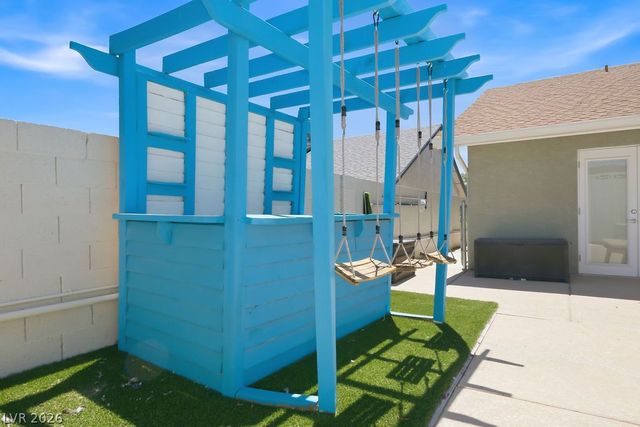 3700 Briarglen Lane, Las Vegas, NV 89108