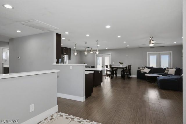 3700 Briarglen Lane, Las Vegas, NV 89108